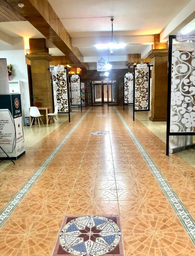 Hermitage Hotel Korat-Sha Nakhon Ratchasima Ngoại thất bức ảnh