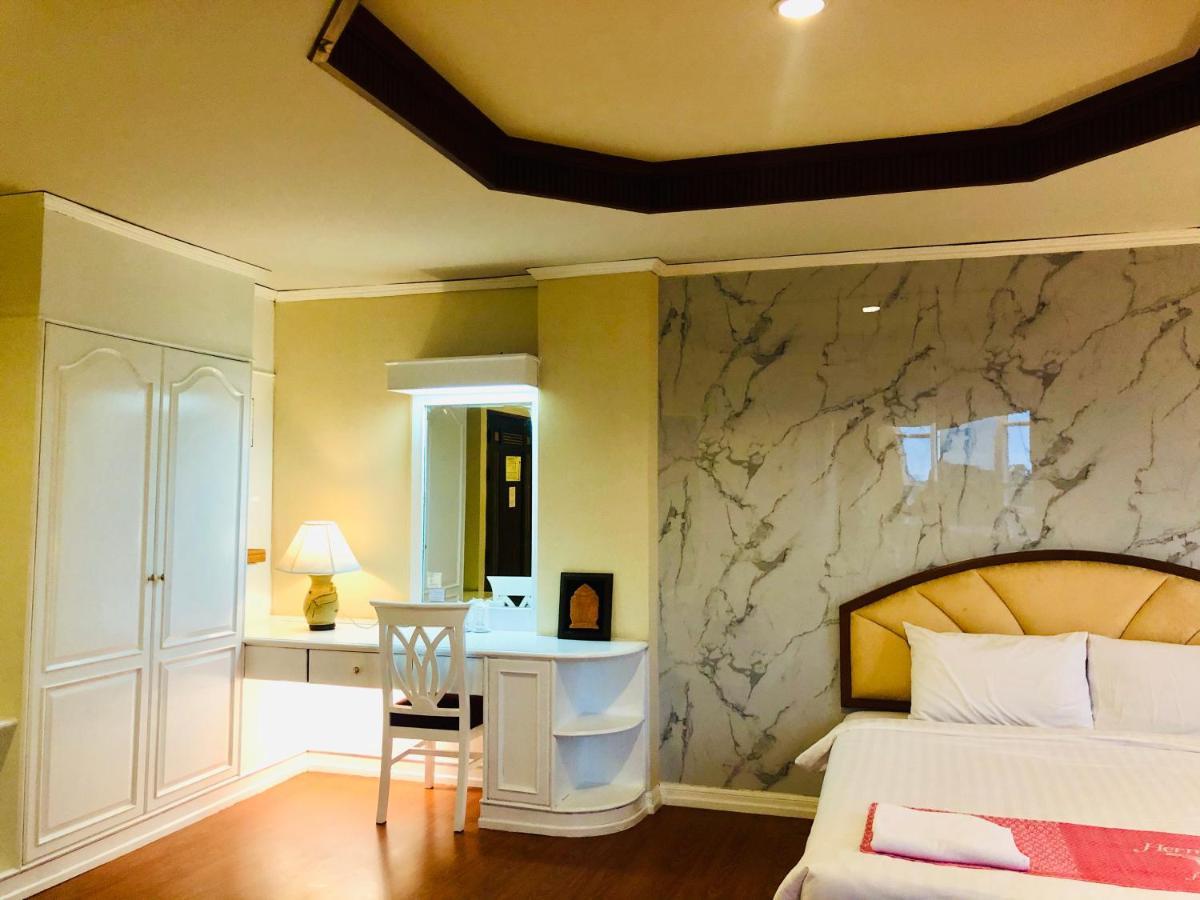 Hermitage Hotel Korat-Sha Nakhon Ratchasima Ngoại thất bức ảnh